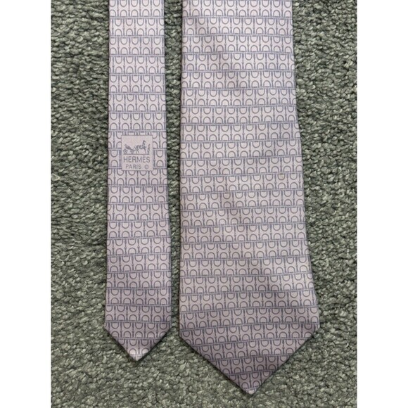 Hermes Silk Tie Men’s Pink Geometric Pattern 5161 HA - Picture 1 of 5